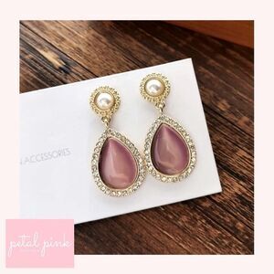 Bordeaux Color Cat’s Eye and Crystal Drop Earrings w Simulated Pearl